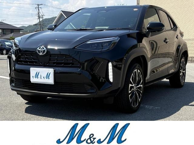 Toyota YARIS CROSS 2025 — фото автомобиля