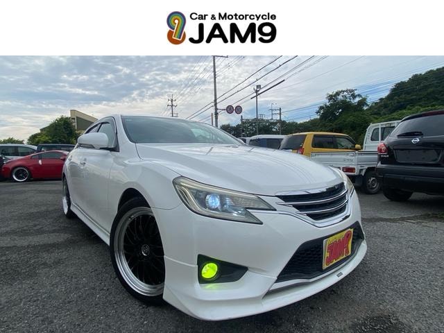 Toyota MARK X 2013 — фото автомобиля 1