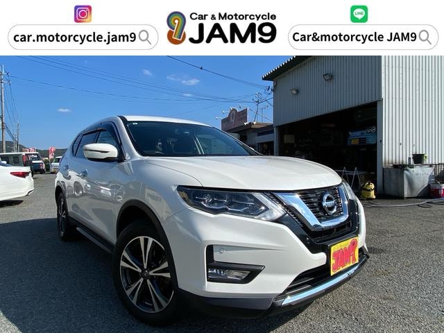 Nissan X-TRAIL 2017 — фото автомобиля 1