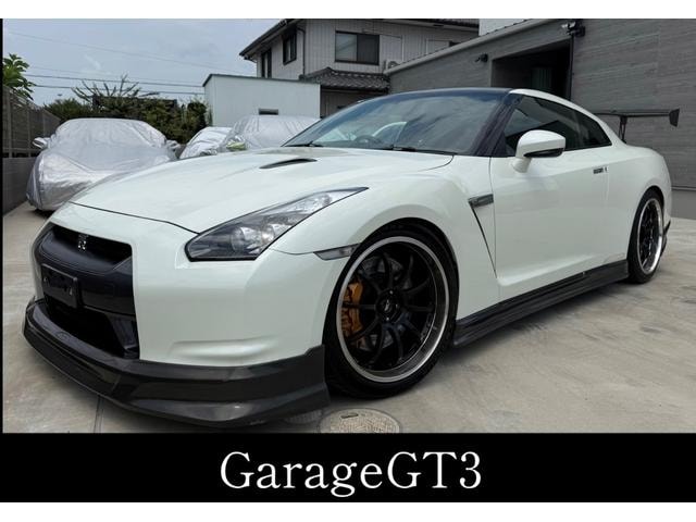 Nissan GT-R 2008 — фото автомобиля