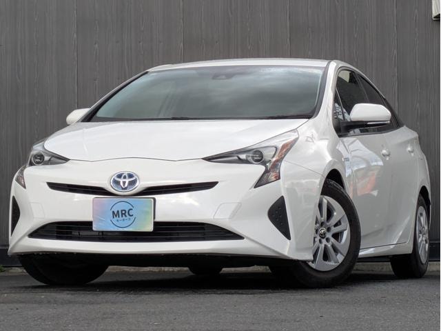 Toyota PRIUS 2017 — фото автомобиля 1