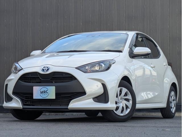 Toyota YARIS 2020 — фото автомобиля