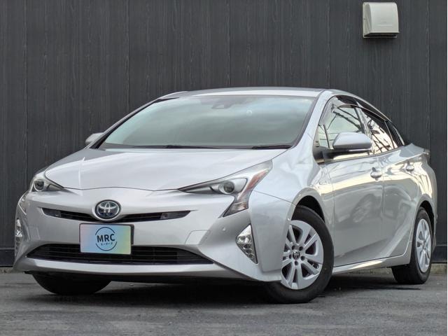 Toyota PRIUS 2017 — фото автомобиля 1