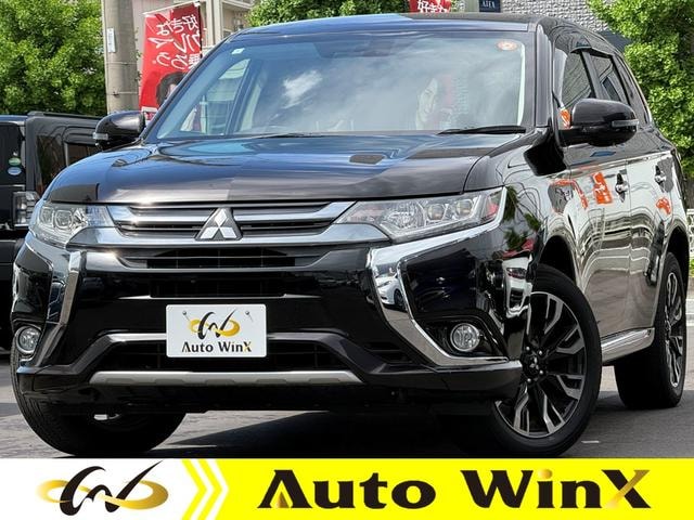 Mitsubishi OUTLANDER PHEV 2015 — фото автомобиля