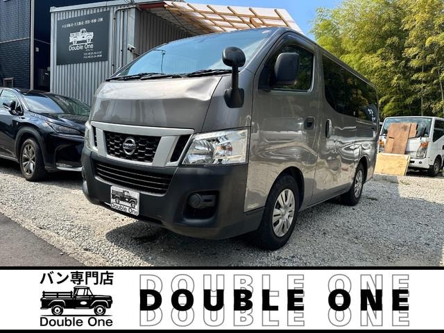 Nissan NV350CARAVAN VAN 2015 — фото автомобиля