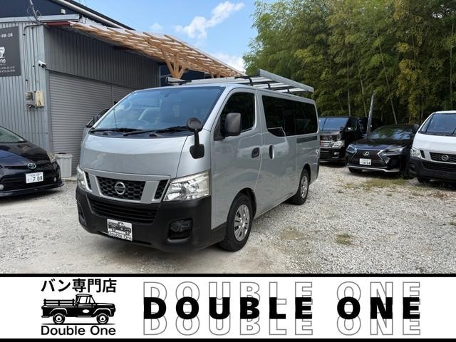 Nissan NV350CARAVAN VAN 2015 — фото автомобиля