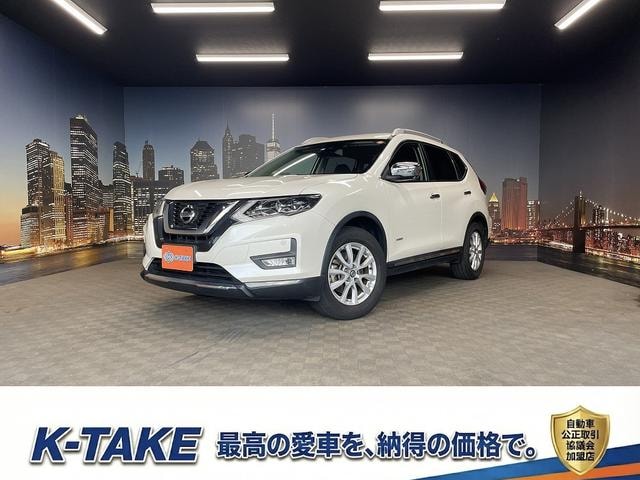 Nissan X-TRAIL 2017 — фото автомобиля 1