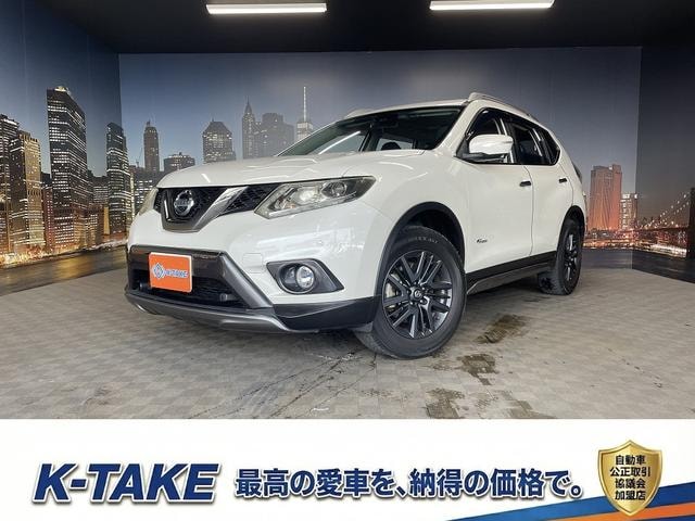 Nissan X-TRAIL 2015 — фото автомобиля 1