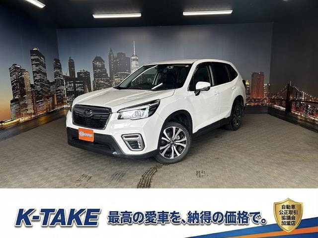 Subaru FORESTER 2019 — фото автомобиля 1