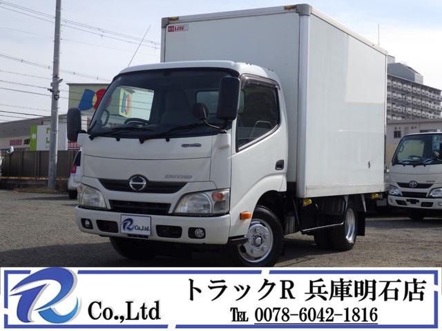Hino DUTRO 2015 — фото автомобиля 1