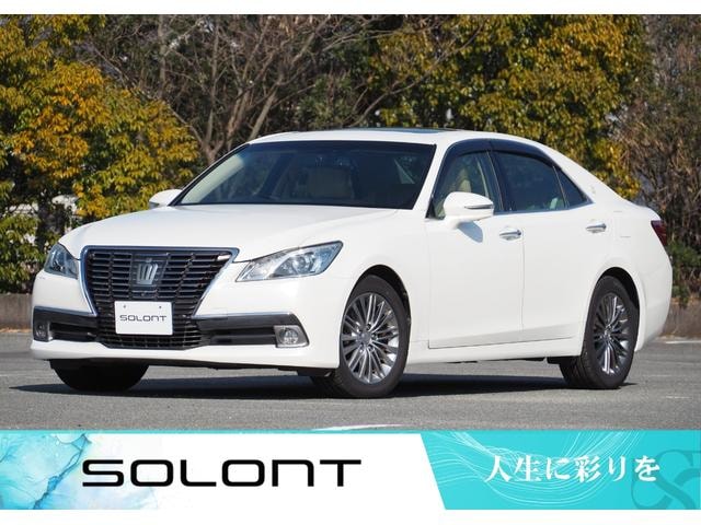 Toyota CROWN 2013 — фото автомобиля 1
