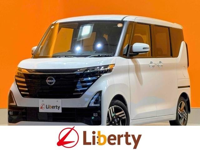 Nissan ROOX 2025 — фото автомобиля 1