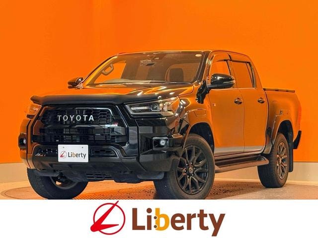 Toyota HILUX 2022 — фото автомобиля