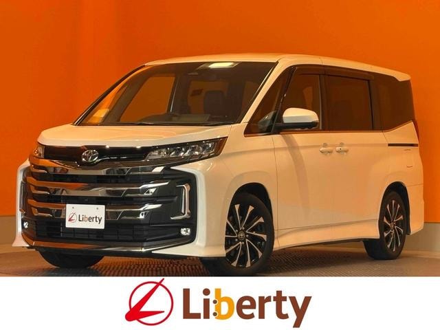 Toyota NOAH 2022 — фото автомобиля