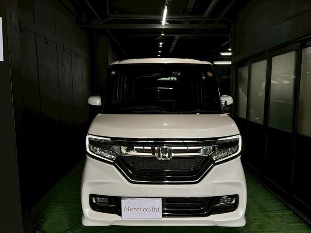 Honda N-BOX CUSTOM 2019 — фото автомобиля 1