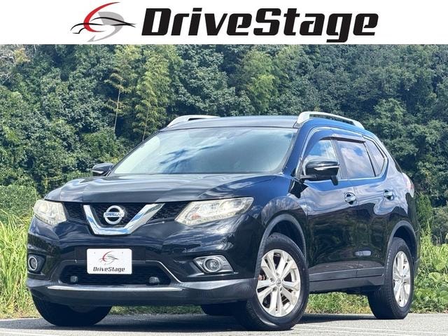 Nissan X-TRAIL 2015 — фото автомобиля