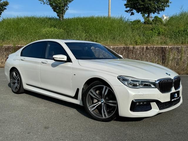 Bmw 7 SERIES 2017 — фото автомобиля 1