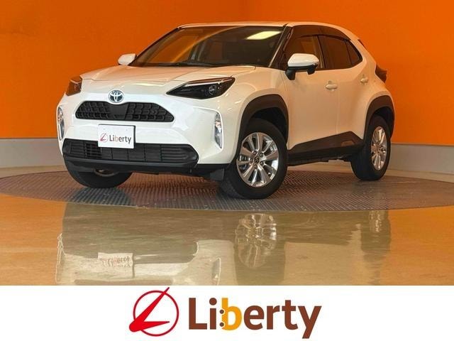 Toyota YARIS CROSS 2022 — фото автомобиля