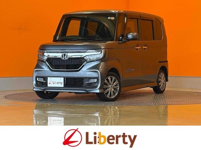 Honda N-BOX CUSTOM 2018 — фото автомобиля 1