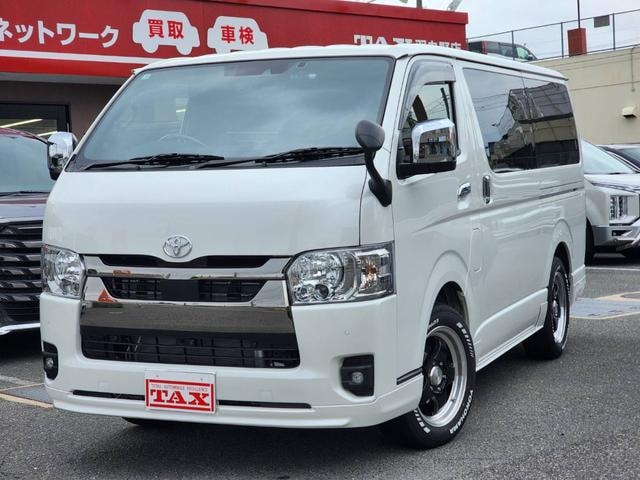Toyota HIACE VAN 2026 — фото автомобиля