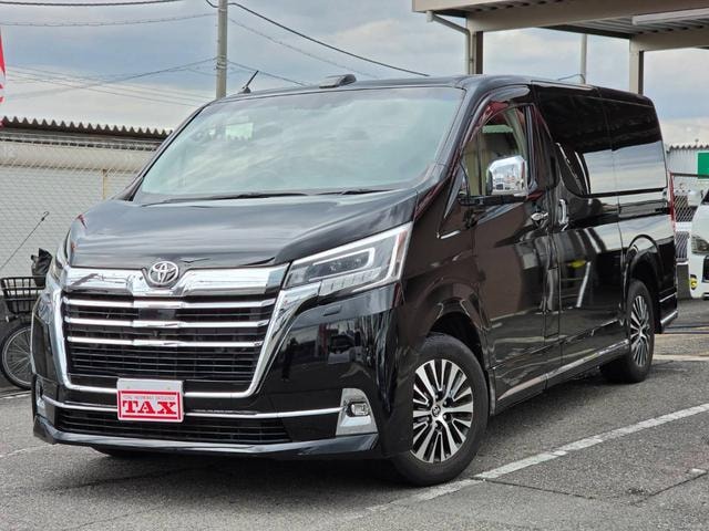 Toyota GRANACE 2020 — фото автомобиля