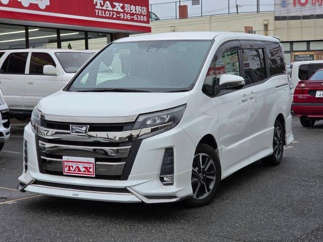 Toyota NOAH 2017 — фото автомобиля