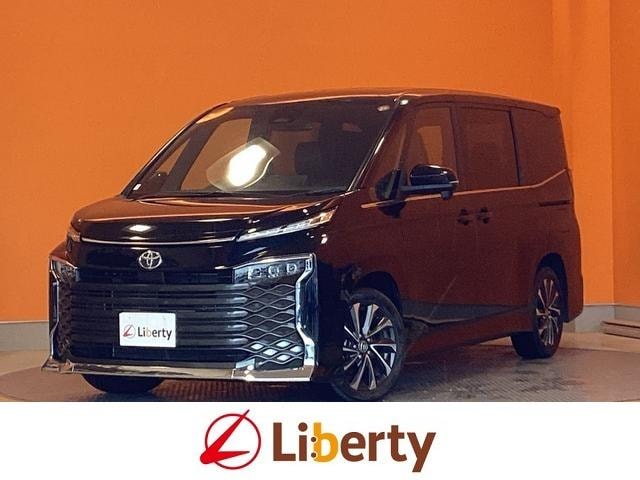 Toyota VOXY 2022 — фото автомобиля 1