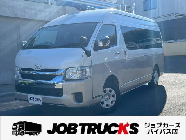 Toyota HIACE WAGON 2022 — фото автомобиля