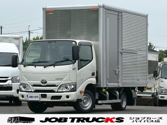 Toyota DYNA TRUCK 2026 — фото автомобиля