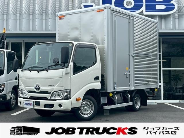 Toyota DYNA TRUCK 2026 — фото автомобиля