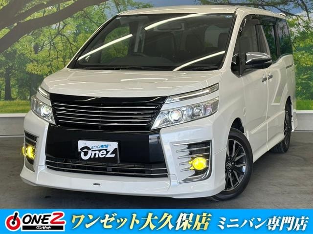 Toyota VOXY 2015 — фото автомобиля 1