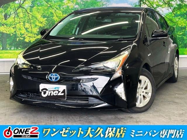 Toyota PRIUS 2017 — фото автомобиля 1