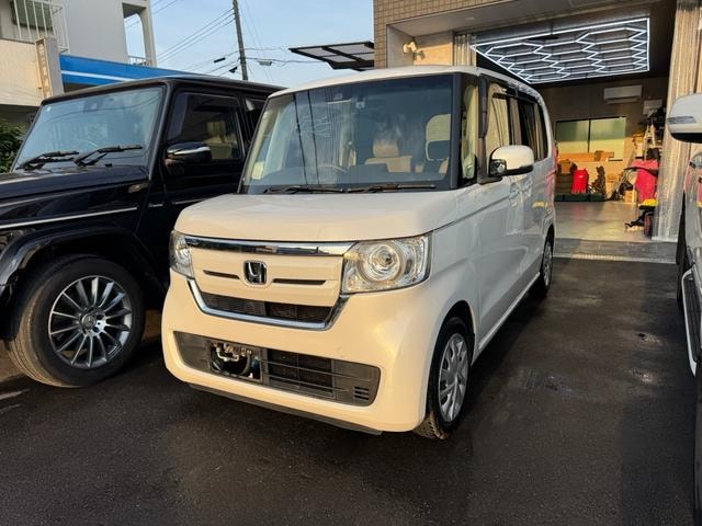 Honda N-BOX 2019 — фото автомобиля 1