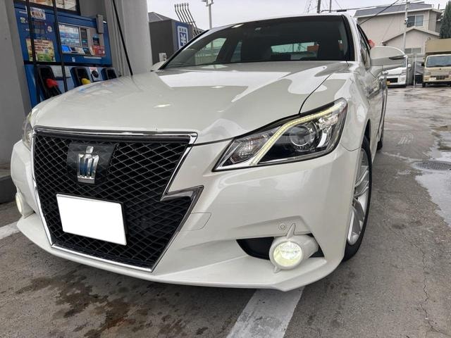 Toyota CROWN HYBRID 2015 — фото автомобиля