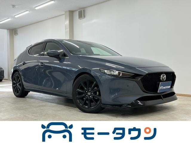 Mazda 3 FASTBACK 2026 — фото автомобиля 1
