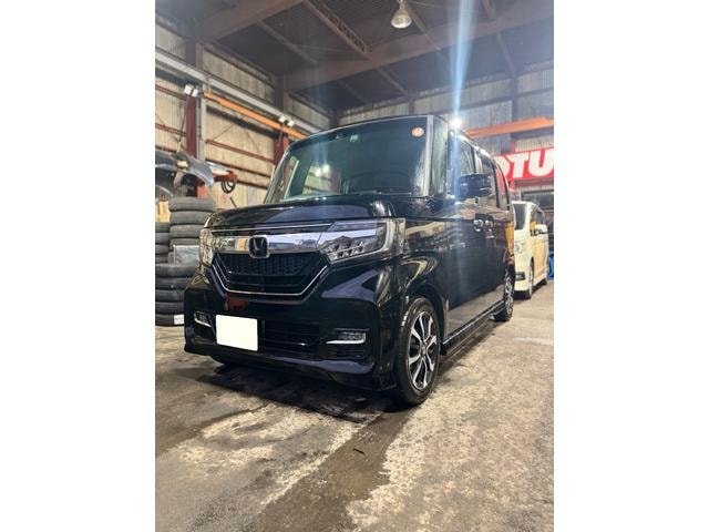 Honda N-BOX CUSTOM 2019 — фото автомобиля 1