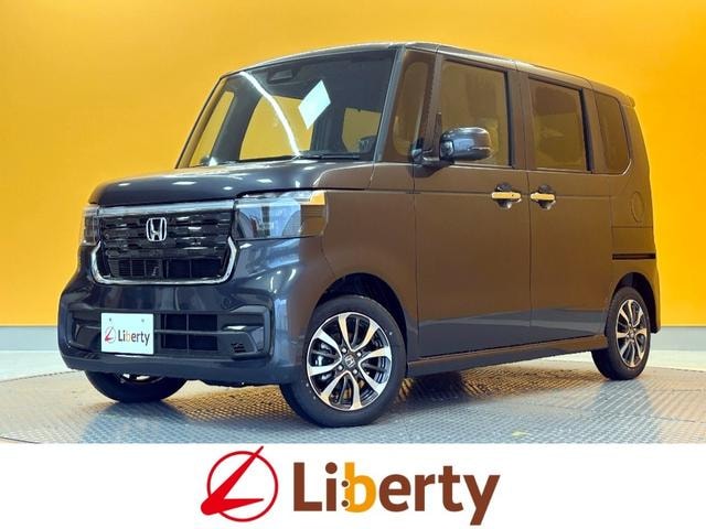 Honda N-BOX CUSTOM 2025 — фото автомобиля 1