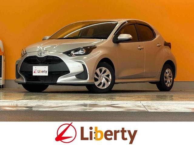 Toyota YARIS 2020 — фото автомобиля