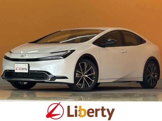 Toyota PRIUS 2024 — фото автомобиля 1
