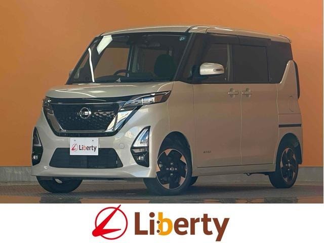 Nissan ROOX 2022 — фото автомобиля 1