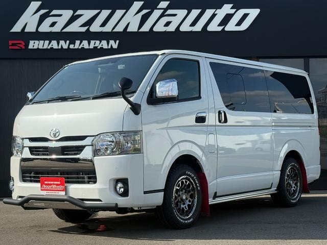Toyota HIACE VAN 2020 — фото автомобиля 1