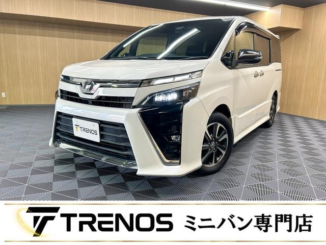 Toyota VOXY 2018 — фото автомобиля 1