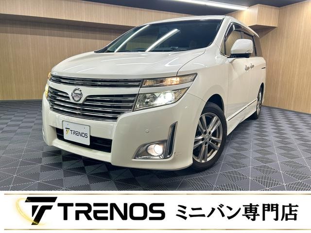 Nissan ELGRAND 2011 — фото автомобиля