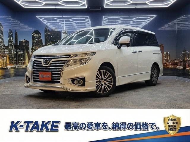 Nissan ELGRAND 2018 — фото автомобиля