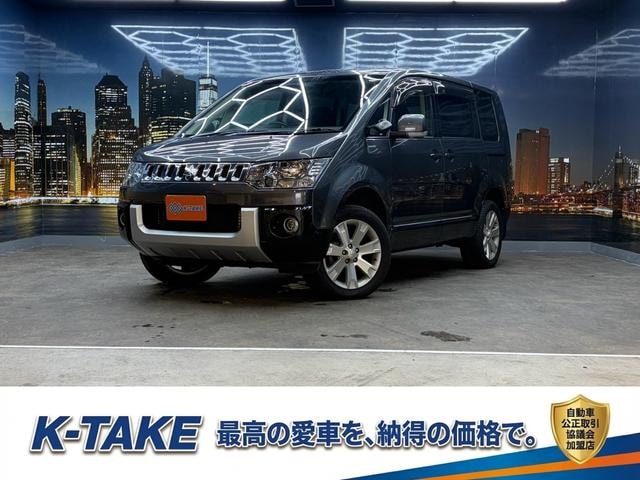 Mitsubishi DELICA D:5 2017 — фото автомобиля 1