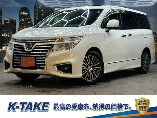 Nissan ELGRAND 2015 — фото автомобиля 1
