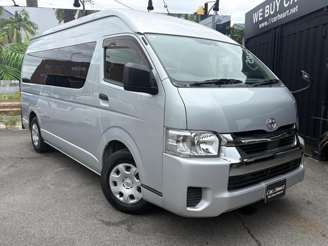 Toyota HIACE VAN 2021 — фото автомобиля 1