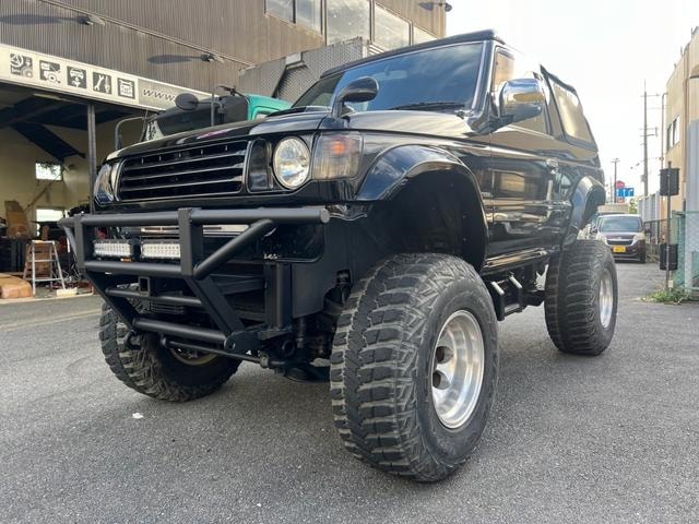 Mitsubishi PAJERO 1993 — фото автомобиля
