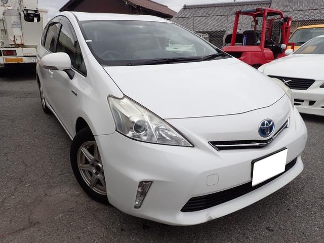 Toyota PRIUS ALPHA 2012 — фото автомобиля 1