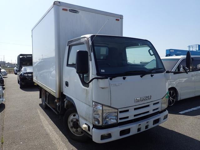 Isuzu ELF TRUCK 2010 — фото автомобиля